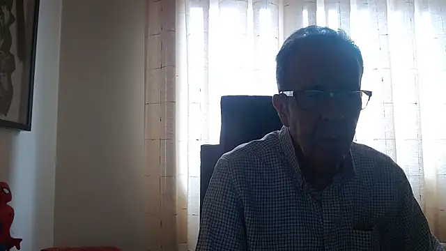 Snapshot of TonyComa chatting on April 28, 2026, 12:53 pm TonyComa online show from April 28, 2026, 12:53 pm