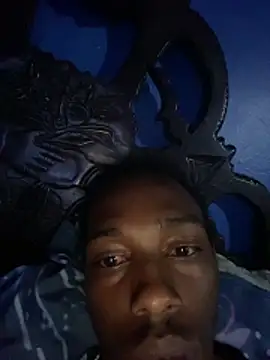 Snapshot of Raydon123 chatting on October 21, 2025, 3:39 am Raydon123 online show from October 21, 2025, 3:39 am