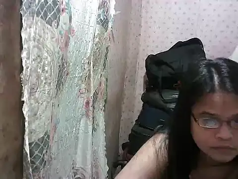 abiemayhottiey online show from December 1, 2025, 1:01 pm