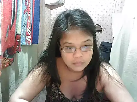 abiemayhottiey online show from October 19, 2025, 9:28 pm