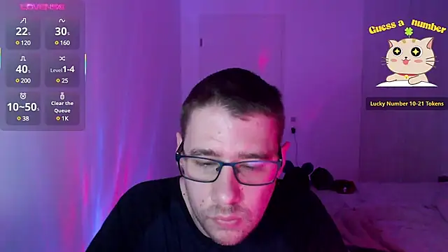 Snapshot of Thomas_Mrd chatting on March 4, 2025, 1:12 am Thomas Mrd online show from March 4, 2025, 1:12 am