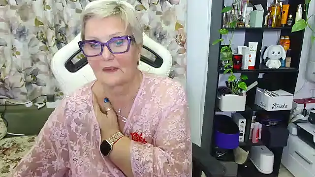 Selenna57 online show from February 13, 2025, 8:45 pm