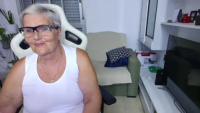 Selenna57 online show from May 25, 2026, 5:44 pm