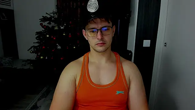 Snapshot of sexxymuscles4u chatting on January 8, 2026, 1:28 pm sexxymuscles4u online show from January 8, 2026, 1:28 pm