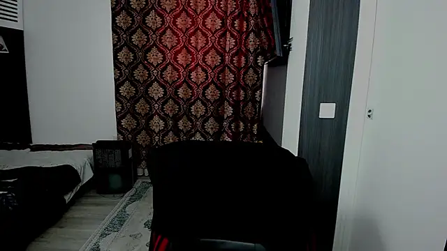 Snapshot of sexxymuscles4u chatting on November 24, 2025, 9:09 am sexxymuscles4u online show from November 24, 2025, 9:09 am