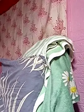 Cutie body11 online show from April 1, 2026, 1:08 am