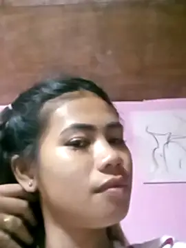 Cutie body11 online show from December 17, 2025, 2:27 am