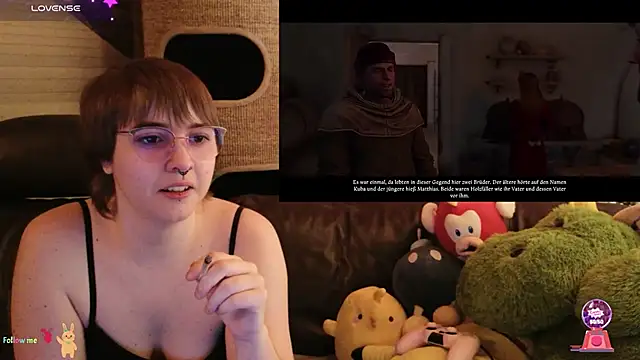 Snapshot of GamerGirl_Eve chatting on November 1, 2025, 7:19 pm GamerGirl Eve online show from November 1, 2025, 7:19 pm