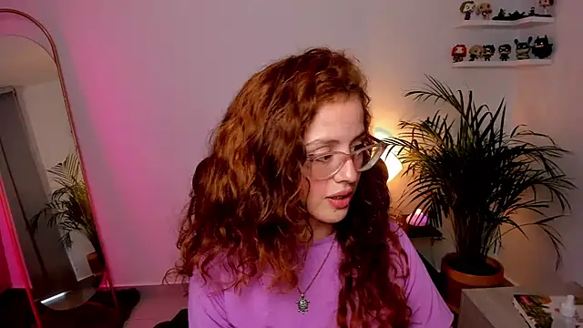Cassandra Caiin online show from February 2, 2025, 9:45 pm