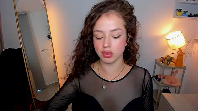 Cassandra Caiin online show from October 22, 2025, 10:08 pm