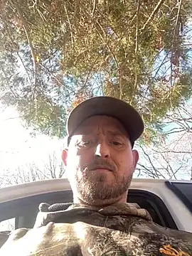 smokeymt420 online show from December 6, 2024, 6:11 pm