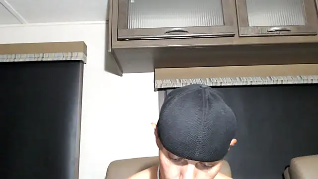 Snapshot of ThickD2C chatting on February 25, 2026, 7:03 pm ThickD2C online show from February 25, 2026, 7:03 pm