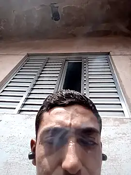 Junior013R online show from September 15, 2025, 4:18 pm