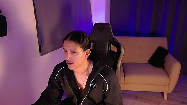 Liam V online show from March 6, 2026, 5:13 am