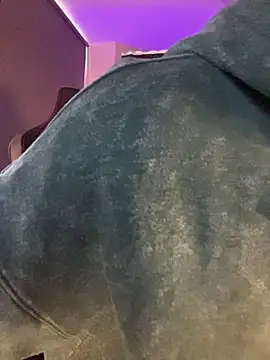 Liam V online show from March 8, 2026, 2:09 pm