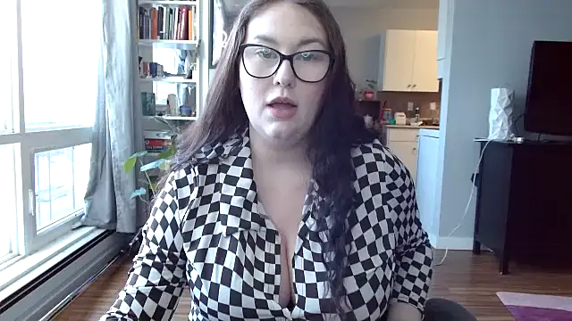 Snapshot of PaigeParker chatting on February 17, 2025, 7:44 pm PaigeParker online show from February 17, 2025, 7:44 pm