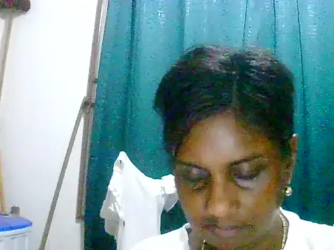 Snapshot of Ansh1307 chatting on April 23, 2026, 12:28 am Ansh1307 online show from April 23, 2026, 12:28 am