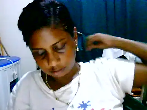 Snapshot of Ansh1307 chatting on April 18, 2026, 12:46 am Ansh1307 online show from April 18, 2026, 12:46 am