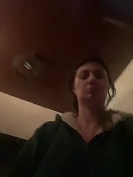 Flossy Vettie online show from February 2, 2026, 11:59 pm