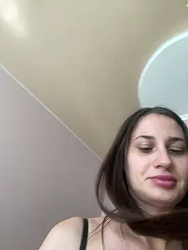 Snapshot of Flossy_Vettie chatting on July 15, 2026, 8:43 am Flossy Vettie online show from July 15, 2026, 8:43 am