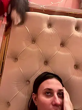 Flossy Vettie online show from January 12, 2026, 7:31 pm