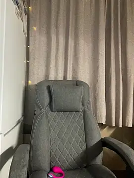 NastyushaaLove online show from April 16, 2026, 8:53 pm