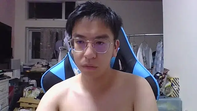 Snapshot of charlie_xdd chatting on September 16, 2025, 11:55 am charlie xdd online show from September 16, 2025, 11:55 am