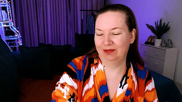 GoddessLara online show from January 7, 2025, 11:35 pm