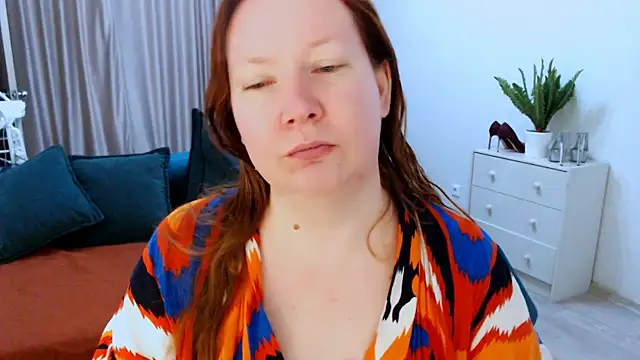 GoddessLara online show from September 28, 2025, 9:00 pm