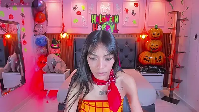 AMELIELEONE online show from October 22, 2025, 12:26 pm