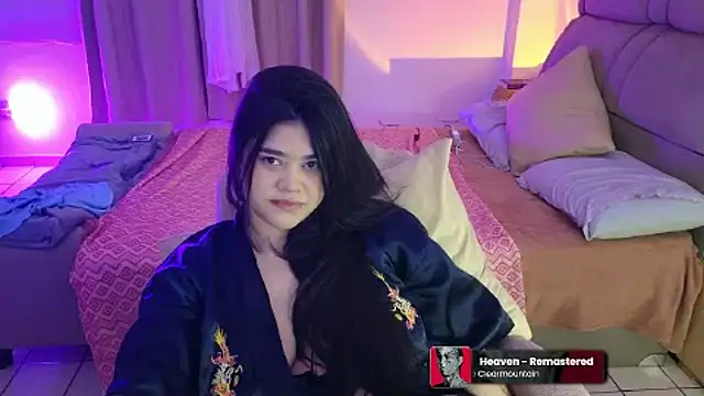 feluriana online show from May 15, 2026, 11:25 pm