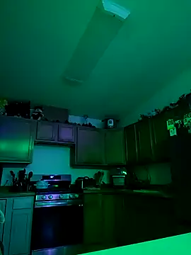 ScarletCallings420 online show from December 5, 2024, 6:28 pm