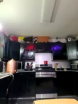 ScarletCallings420 online show from January 11, 2025, 4:06 am