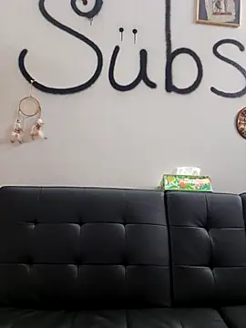 ScarletCallings420 online show from October 24, 2025, 1:43 pm