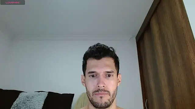 Noah jhonsonn online show from March 13, 2025, 11:19 am