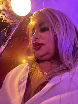 scarlett sexx69 online show from February 16, 2026, 11:42 am