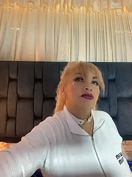 scarlett sexx69 online show from November 7, 2025, 11:37 am