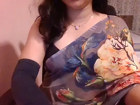 Pinky 4 online show from October 14, 2025, 5:46 pm