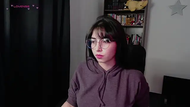 Snapshot of LemonsaD_ chatting on January 6, 2026, 6:34 pm LemonsaD online show from January 6, 2026, 6:34 pm