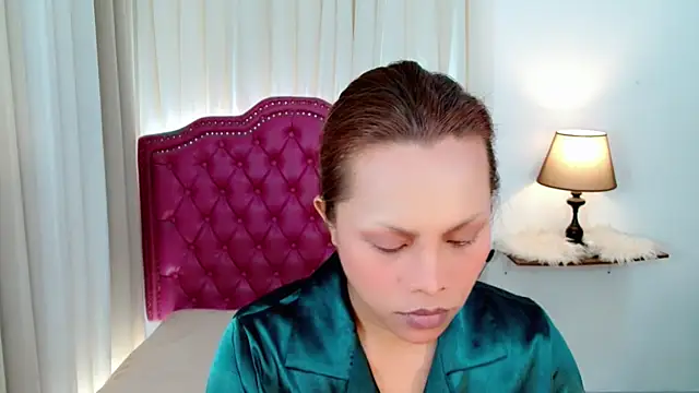 DreamLADYBOY online show from March 28, 2026, 2:23 am