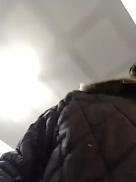 Snapshot of Brhama44 chatting on December 3, 2025, 3:22 pm Brhama44 online show from December 3, 2025, 3:22 pm