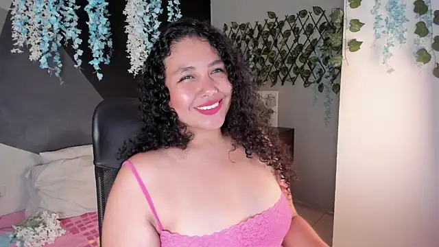 Snapshot of alixon_fiore5 chatting on March 26, 2026, 6:44 am alixon fiore5 online show from March 26, 2026, 6:44 am