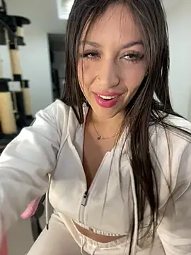 MiaJones21 online show from February 5, 2025, 12:20 am