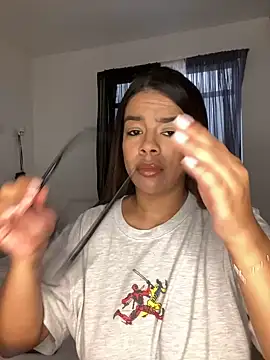 trianawhite online show from December 14, 2024, 3:25 pm