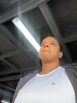 trianawhite online show from February 6, 2025, 8:56 pm