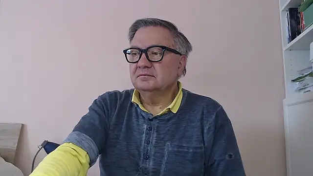 YOU6me online show from January 12, 2026, 8:43 am