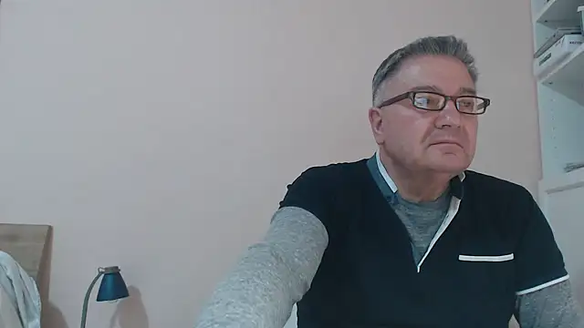 YOU6me online show from February 11, 2025, 6:01 pm