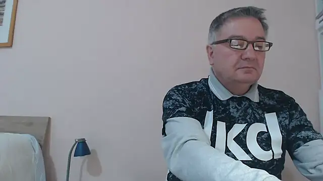 YOU6me online show from February 8, 2025, 9:35 am