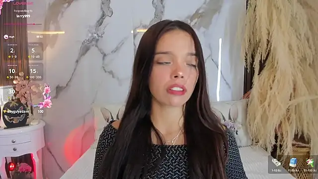 hannahill69 online show from October 17, 2025, 4:49 am