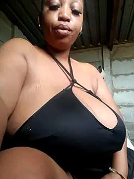 Snapshot of winterqueenx chatting on February 15, 2025, 2:11 pm winterqueenx online show from February 15, 2025, 2:11 pm